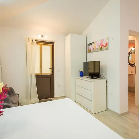 Marisa Olive Grove Apartman Labin
