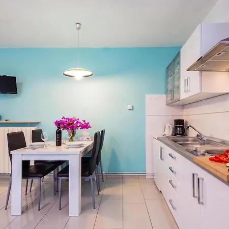 Apartman Marisa Olive Grove *